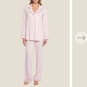Barefoot Dreams Luxe Milk Jersey Piped Pajama Set